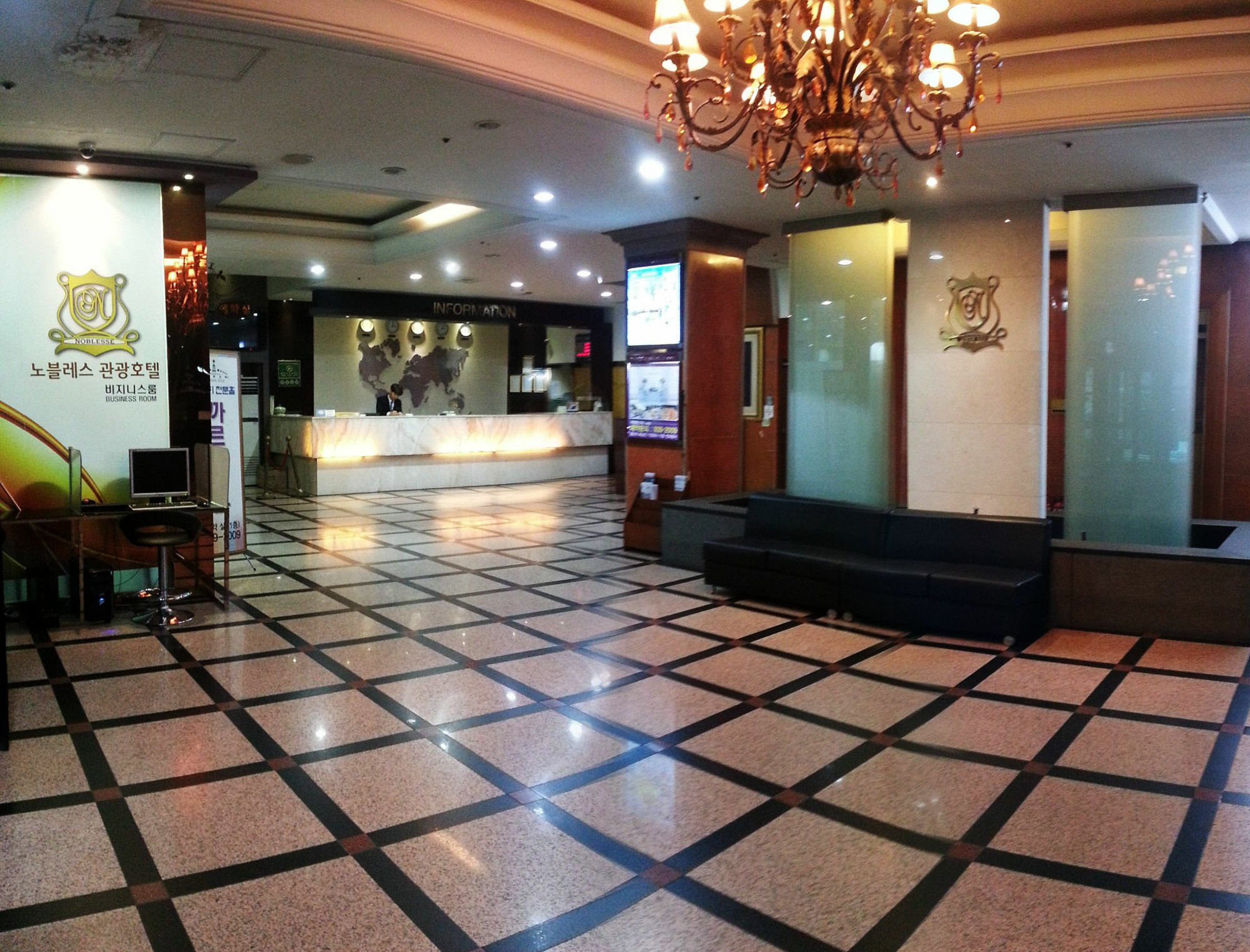 Noblesse Tourist Hotel Seoul Exteriör bild